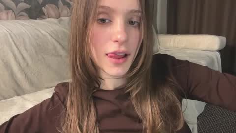 Lisa online show from April 25, 1:41 pm