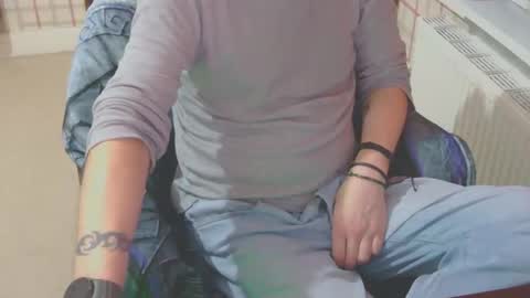 ffys2025 online show from January 14, 9:30 pm