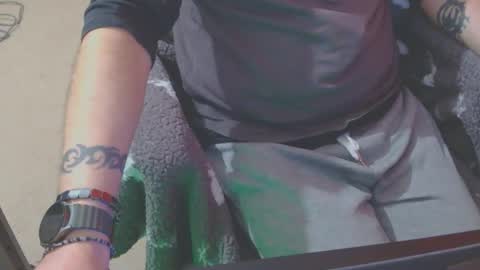 ffys2025 online show from January 12, 8:47 pm