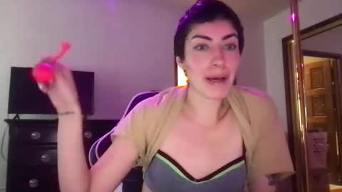 fgsammie online show from October 3, 12:18 am