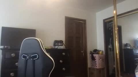 fgsammie online show from November 12, 9:25 pm