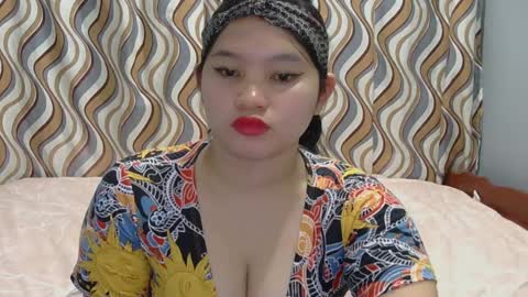 Snapshot of fhwilloughbyxx chatting on April 1, 1:41 pm fhwilloughbyxx online show from April 1, 1:41 pm