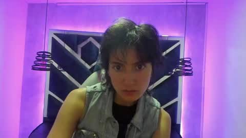   online show from February 9, 3:34 pm