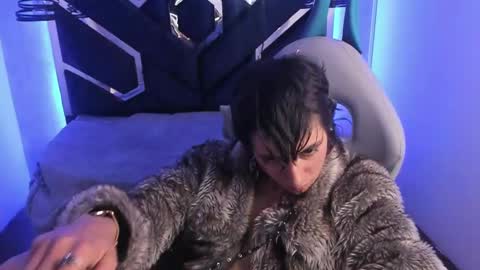   online show from February 16, 6:21 pm