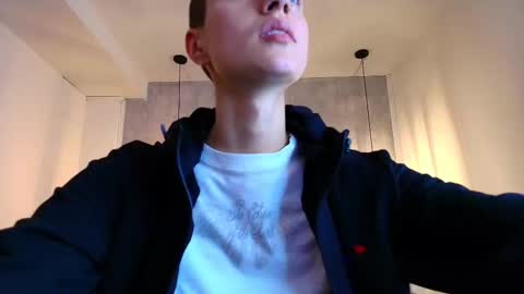   online show from October 19, 7:14 pm