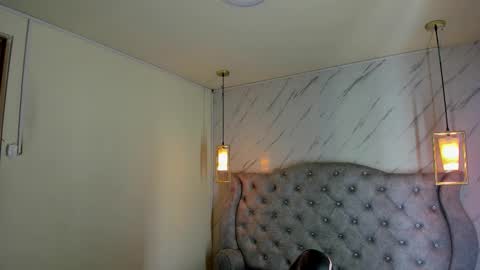   online show from February 11, 11:59 am