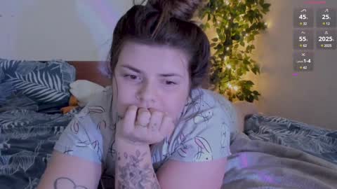 Snapshot of fiery__lady_ chatting on December 21, 8:00 pm Evita online show from December 21, 8:00 pm