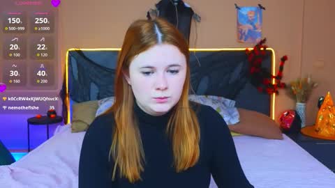 Snapshot of fiery_foxy chatting on October 26, 4:29 am Mabel online show from October 26, 4:29 am