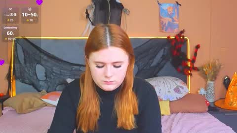 Snapshot of fiery_foxy chatting on November 7, 4:34 am Mabel online show from November 7, 4:34 am