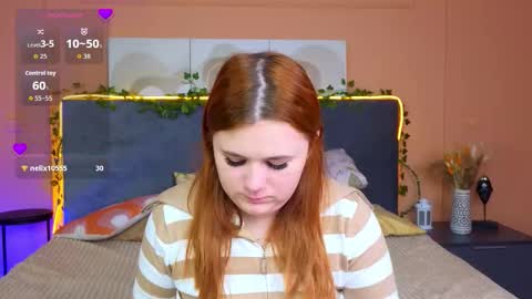 Snapshot of fiery_foxy chatting on November 12, 4:13 am Mabel online show from November 12, 4:13 am