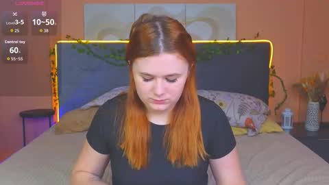 Snapshot of fiery_foxy chatting on November 29, 4:15 am Mabel online show from November 29, 4:15 am