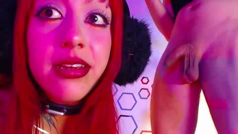 Snapshot of fieryduox chatting on November 25, 2:33 am fieryduox online show from November 25, 2:33 am