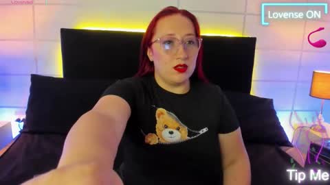 Snapshot of fieryluciana chatting on October 16, 4:02 am Luciana online show from October 16, 4:02 am