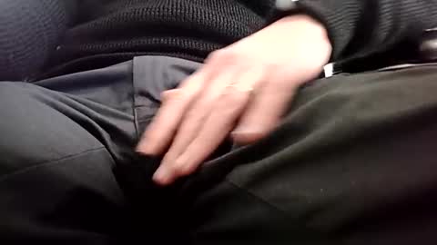 fifi010203 online show from December 12, 12:01 pm