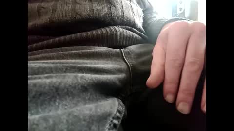 fifi010203 online show from January 13, 11:59 am