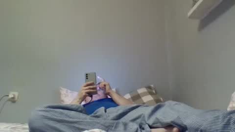 filipek757 online show from December 8, 9:41 pm