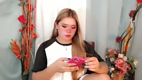  Angela  DONT FORGET TO FOLLOW AND GIVE ME APPRECIATION online show from February 18, 5:31 am