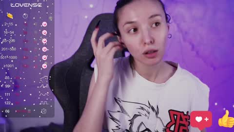 Snapshot of filipinaadams chatting on December 28, 8:05 am cap and Lana  online show from December 28, 8:05 am