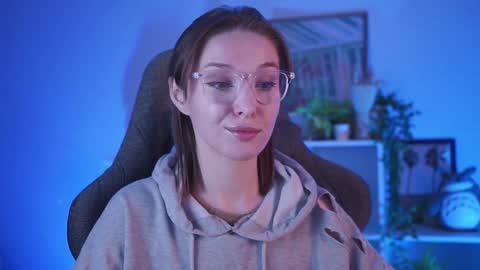 Snapshot of filipinaadams chatting on January 11, 9:04 am cap and Lana  online show from January 11, 9:04 am