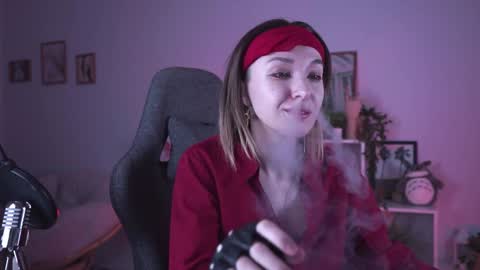 Snapshot of filipinaadams chatting on January 17, 8:13 am cap and Lana  online show from January 17, 8:13 am