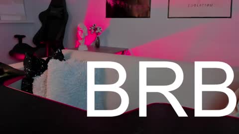 Snapshot of filipinaadams chatting on February 21, 5:35 am cap and Lana  online show from February 21, 5:35 am