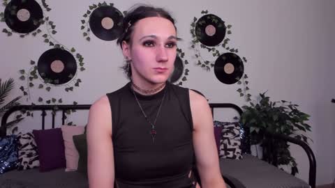 Honey Ill be waiting for you Tue Wed Thu Fri Sat Sun 10am-5pm online show from January 26, 10:02 am