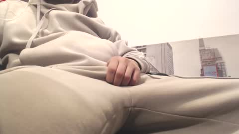 filouxx70 online show from October 27, 8:24 pm