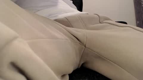 filouxx70 online show from December 22, 9:12 pm