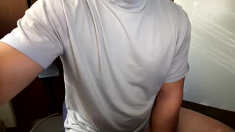 fin4lfinish online show from January 8, 8:33 pm