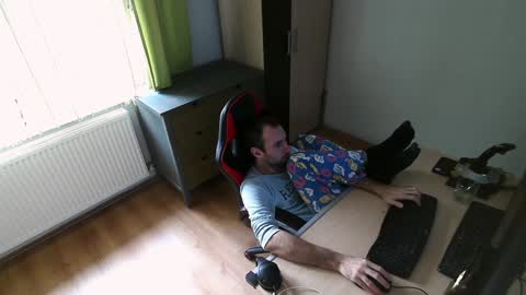 Jane and Findo online show from January 25, 9:04 am