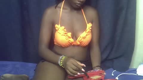 fine_ass2 online show from March 3, 7:53 pm