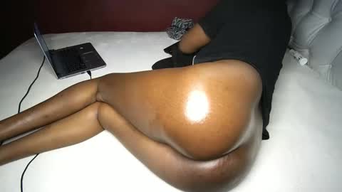 Snapshot of finito_nyl chatting on December 26, 11:35 pm Rania online show from December 26, 11:35 pm