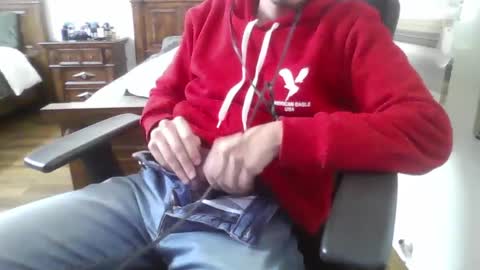 Snapshot of finn00441901094 chatting on January 28, 1:59 pm finn online show from January 28, 1:59 pm