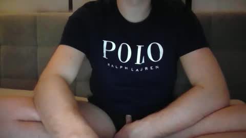 Finn online show from December 6, 7:45 pm