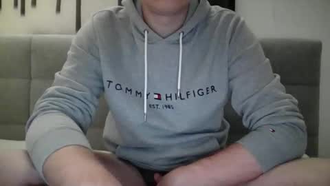 Finn online show from November 9, 7:34 pm