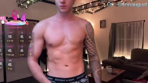 Snapshot of finnaugust chatting on December 2, 12:49 am Finn August online show from December 2, 12:49 am