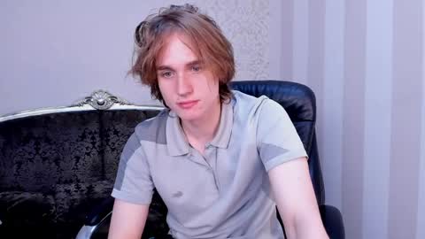 Snapshot of finnbev chatting on May 22, 8:14 pm finnbev online show from May 22, 8:14 pm