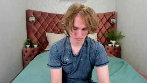 Snapshot of finnbev chatting on June 7, 8:12 pm finnbev online show from June 7, 8:12 pm