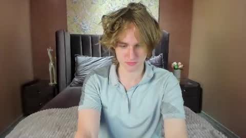 Snapshot of finnbev chatting on June 10, 7:35 pm finnbev online show from June 10, 7:35 pm