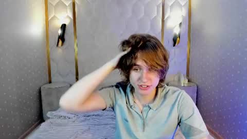 Snapshot of finnbev chatting on June 13, 7:56 pm finnbev online show from June 13, 7:56 pm