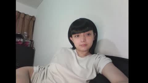 Snapshot of finnky1 chatting on October 31, 1:28 am finnky1 online show from October 31, 1:28 am