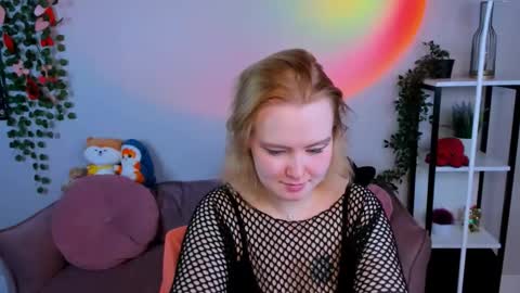 Fiona online show from March 12, 10:38 pm