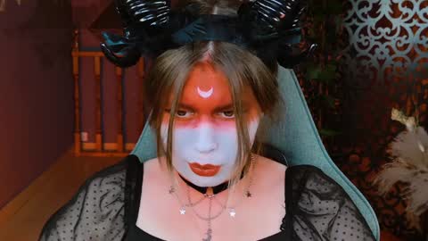 Snapshot of fioramarmoris chatting on January 2, 8:06 am fiora online show from January 2, 8:06 am