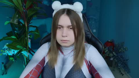 Snapshot of fioramarmoris chatting on January 7, 11:05 am fiora online show from January 7, 11:05 am