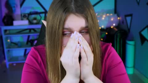 Snapshot of fioramarmoris chatting on January 11, 12:29 pm fiora online show from January 11, 12:29 pm