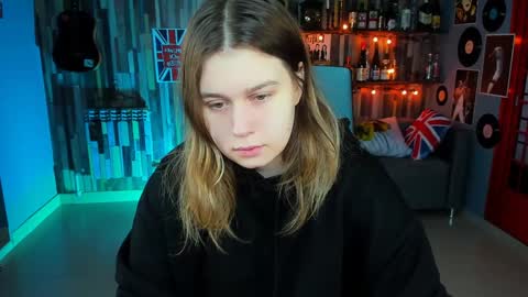 Snapshot of fioramarmoris chatting on January 19, 5:26 am fiora online show from January 19, 5:26 am