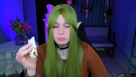 Snapshot of fioramarmoris chatting on January 26, 11:06 am fiora online show from January 26, 11:06 am