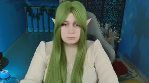 Snapshot of fioramarmoris chatting on February 1, 11:10 am fiora online show from February 1, 11:10 am