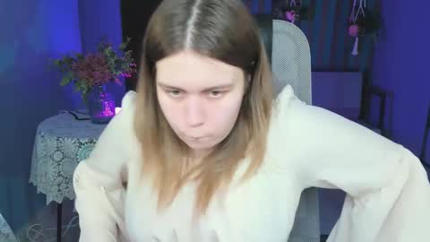 Snapshot of fioramarmoris chatting on February 11, 1:20 pm fiora online show from February 11, 1:20 pm