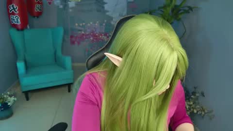 Snapshot of fioramarmoris chatting on February 17, 4:15 pm fiora online show from February 17, 4:15 pm